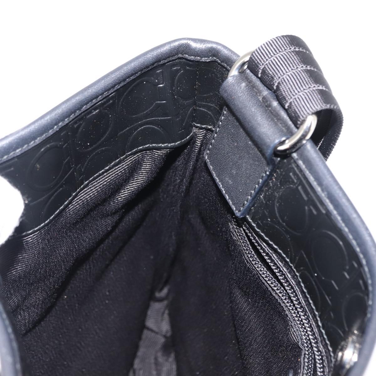 Salvatore Ferragamo Gancini Shoulder Bag Enamel Black Auth BA6810