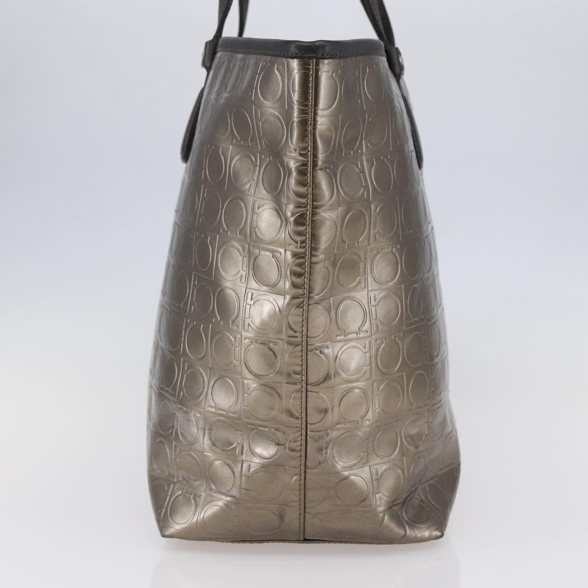 Salvatore Ferragamo Gancini Tote Bag Enamel Gold Auth BA6811