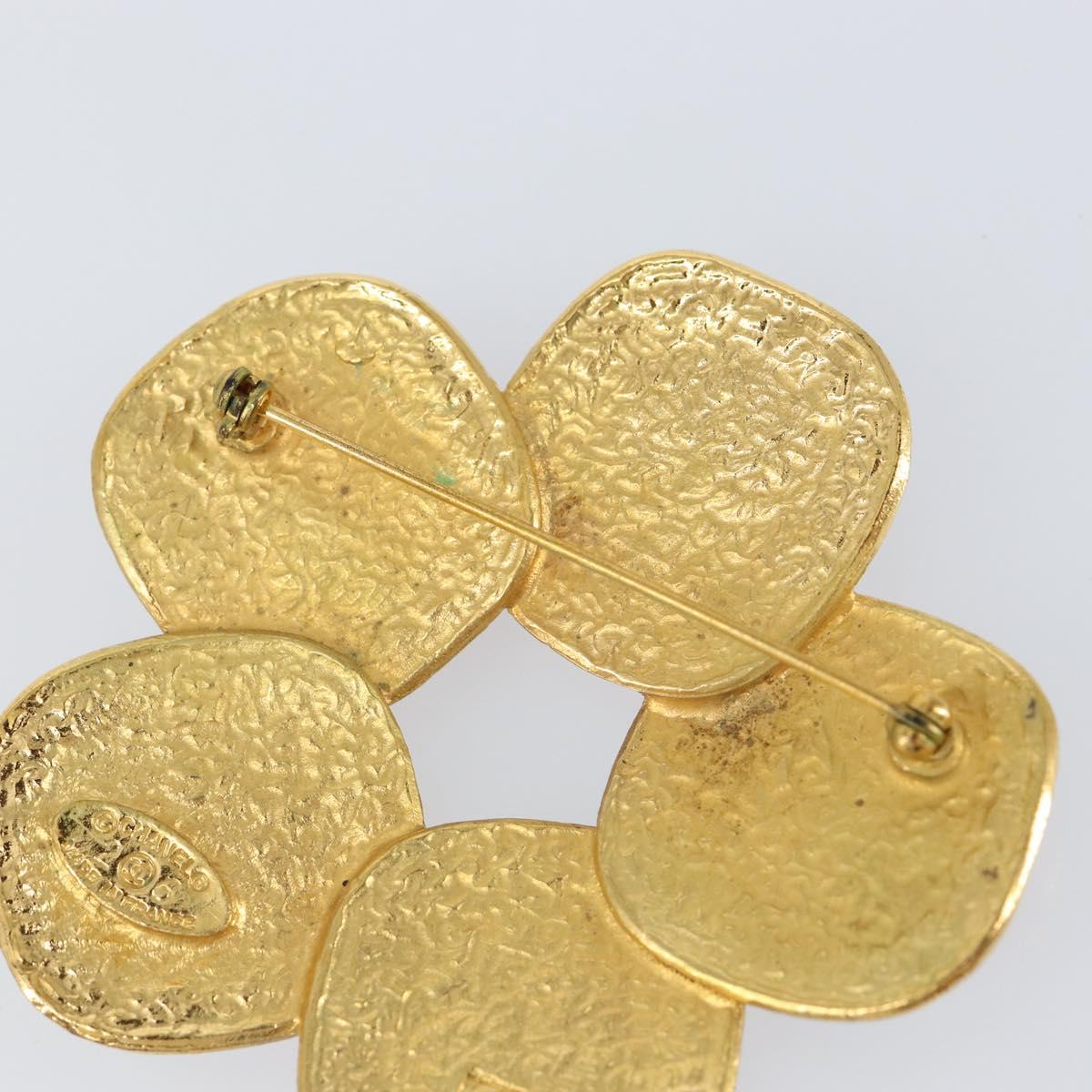 CHANEL Brooch metal Gold CC Auth BA6857