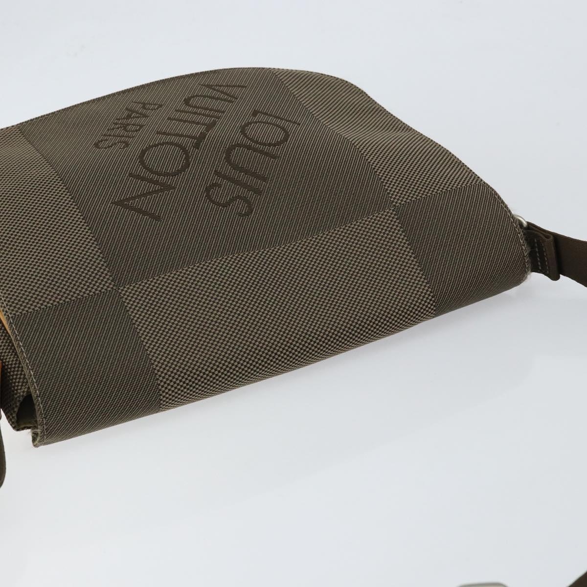 LOUIS VUITTON Damier Geant Petite Message Shoulder Bag Tail M93617 Auth BA7006