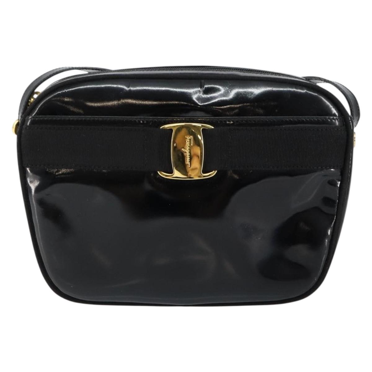 Salvatore Ferragamo Vala Shoulder Bag Enamel Black Gold Auth BA7055