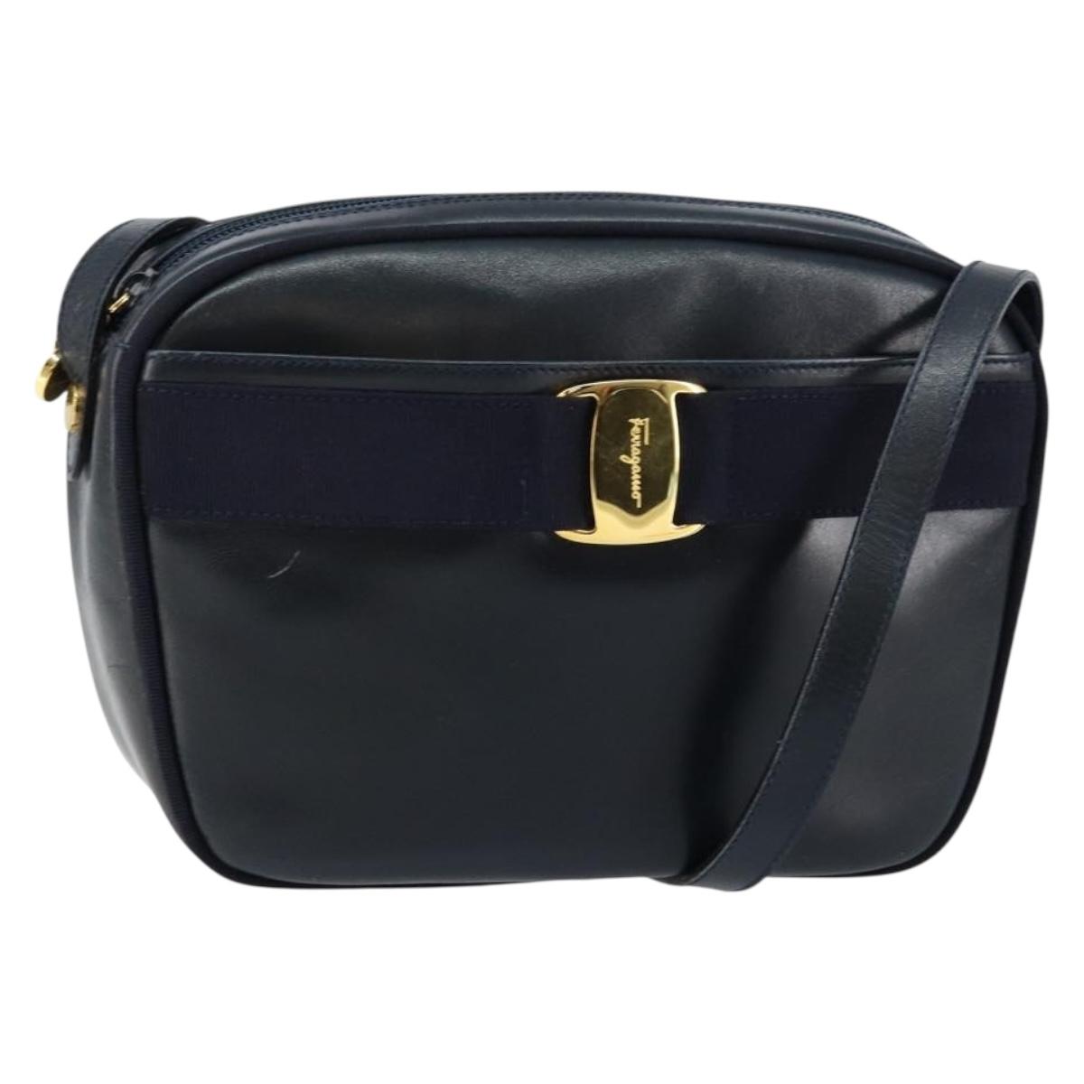 Salvatore Ferragamo Vala Shoulder Bag Leather Navy Gold Auth BA7059