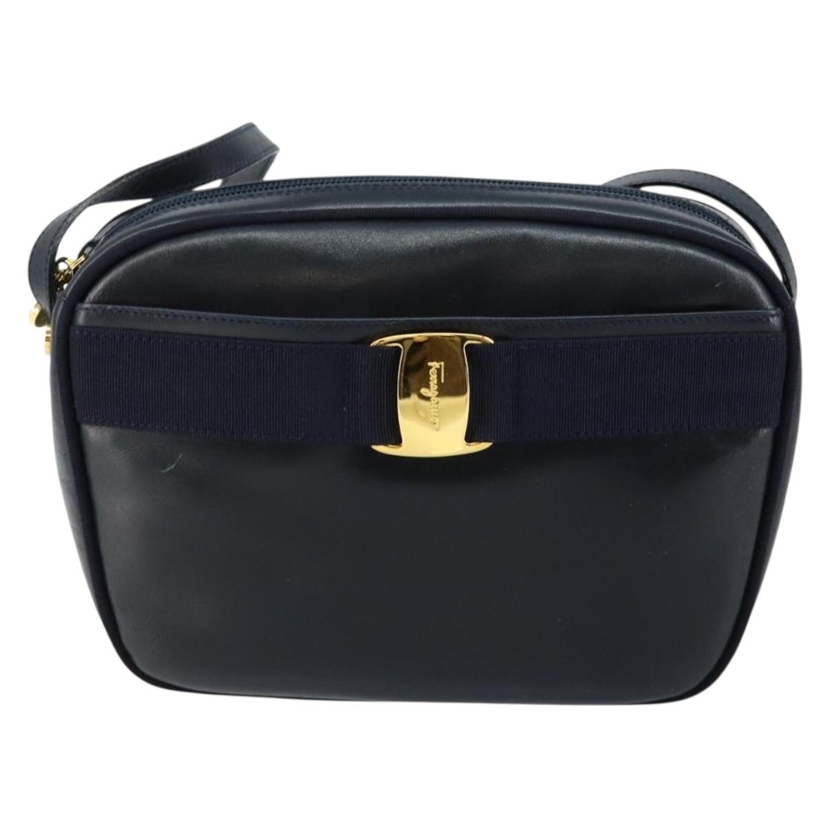 Salvatore Ferragamo Vala Shoulder Bag Leather Navy Gold Auth BA7059
