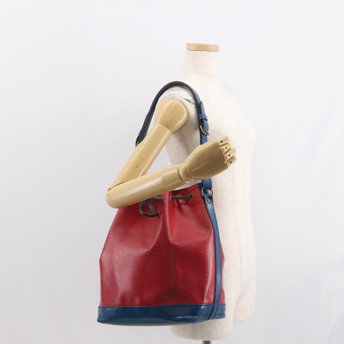 LOUIS VUITTON Epi Tricolor Noe Shoulder Bag Green Blue Red M44084 LV Auth BA7431