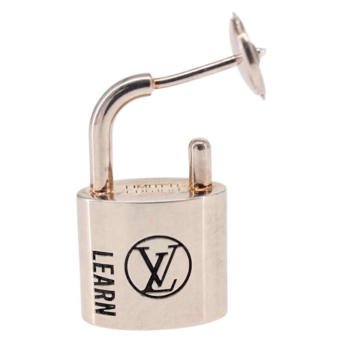 LOUIS VUITTON Lockit Learn Earring metal Silver Q16091 LV Auth BA7450