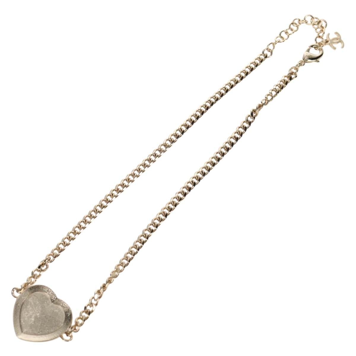 CHANEL Heart Necklace metal Silver CC Auth BA7561SAM