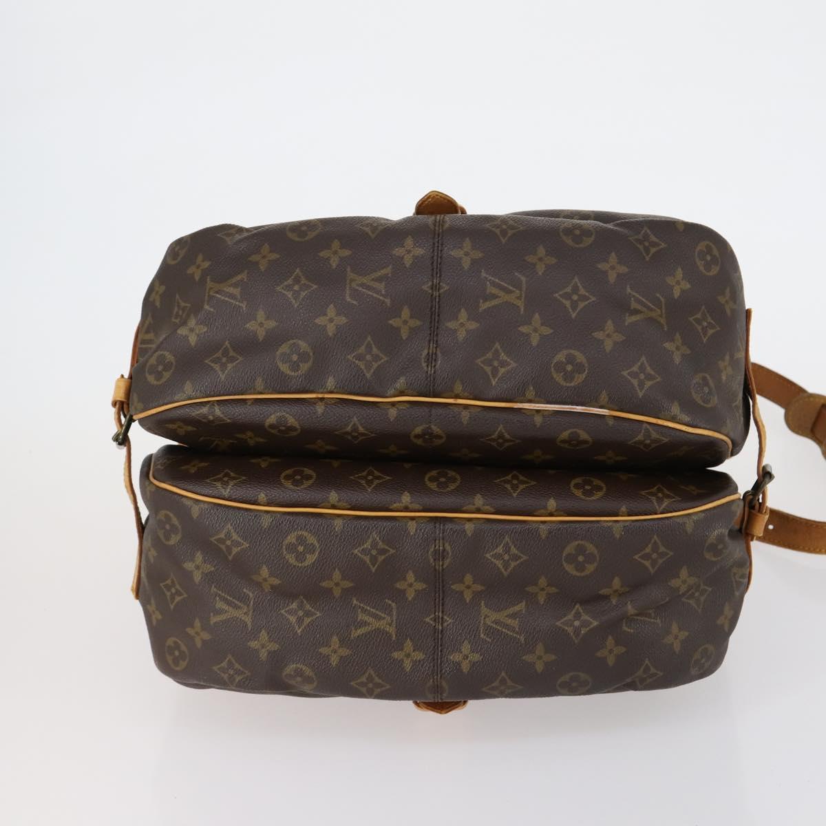 LOUIS VUITTON Monogram Saumur 35 Shoulder Bag M42254 LV Auth BA7620