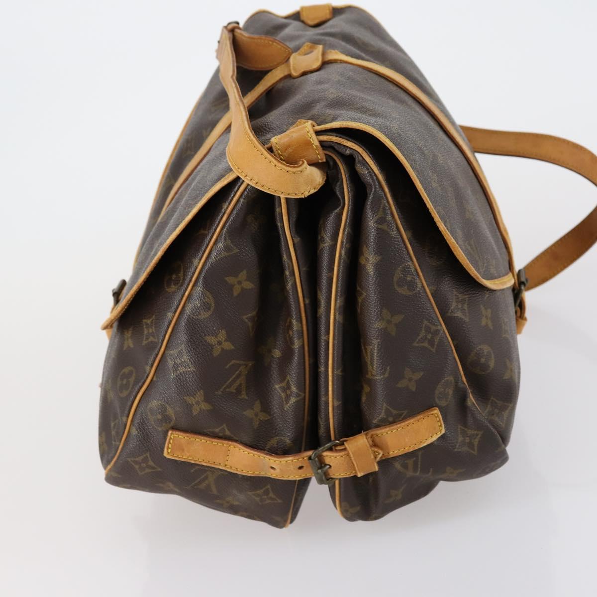 LOUIS VUITTON Monogram Saumur 35 Shoulder Bag M42254 LV Auth BA7620