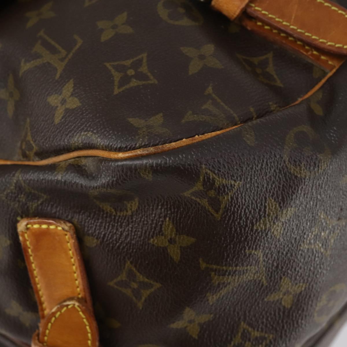 LOUIS VUITTON Monogram Saumur 43 Shoulder Bag M42252 LV Auth BA7621