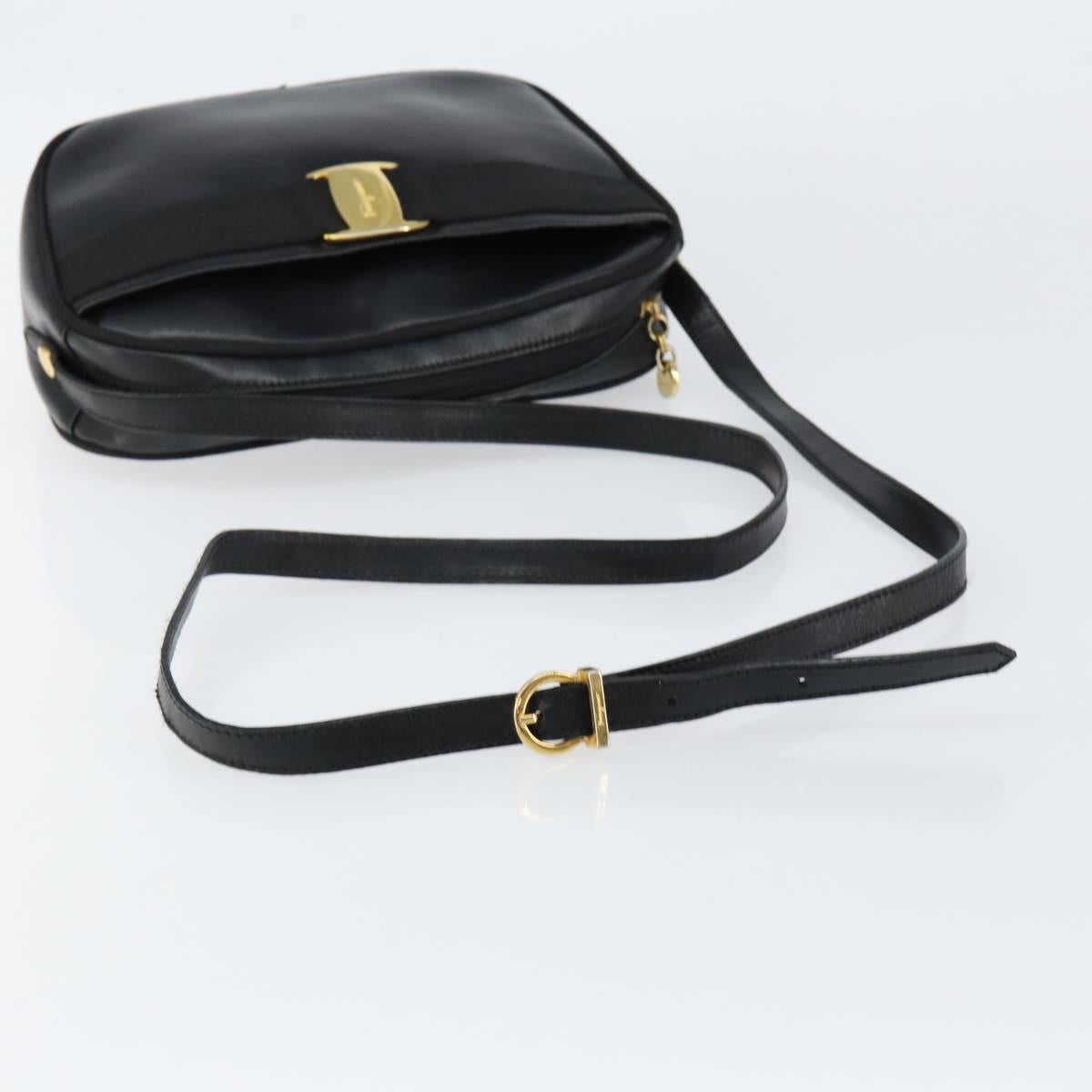 Salvatore Ferragamo Vala Shoulder Bag Leather Black Gold Auth BA7671