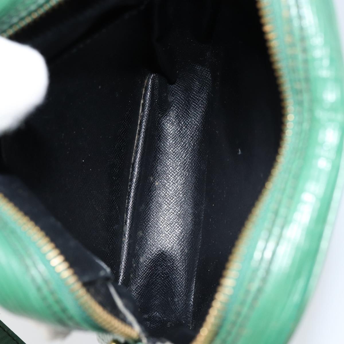 LOUIS VUITTON Epi Danube Shoulder Bag Green M45634 LV Auth BA7919