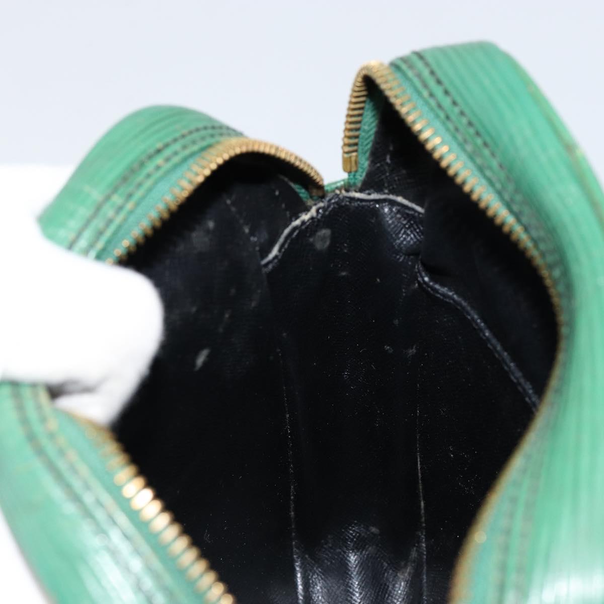 LOUIS VUITTON Epi Danube Shoulder Bag Green M45634 LV Auth BA7919