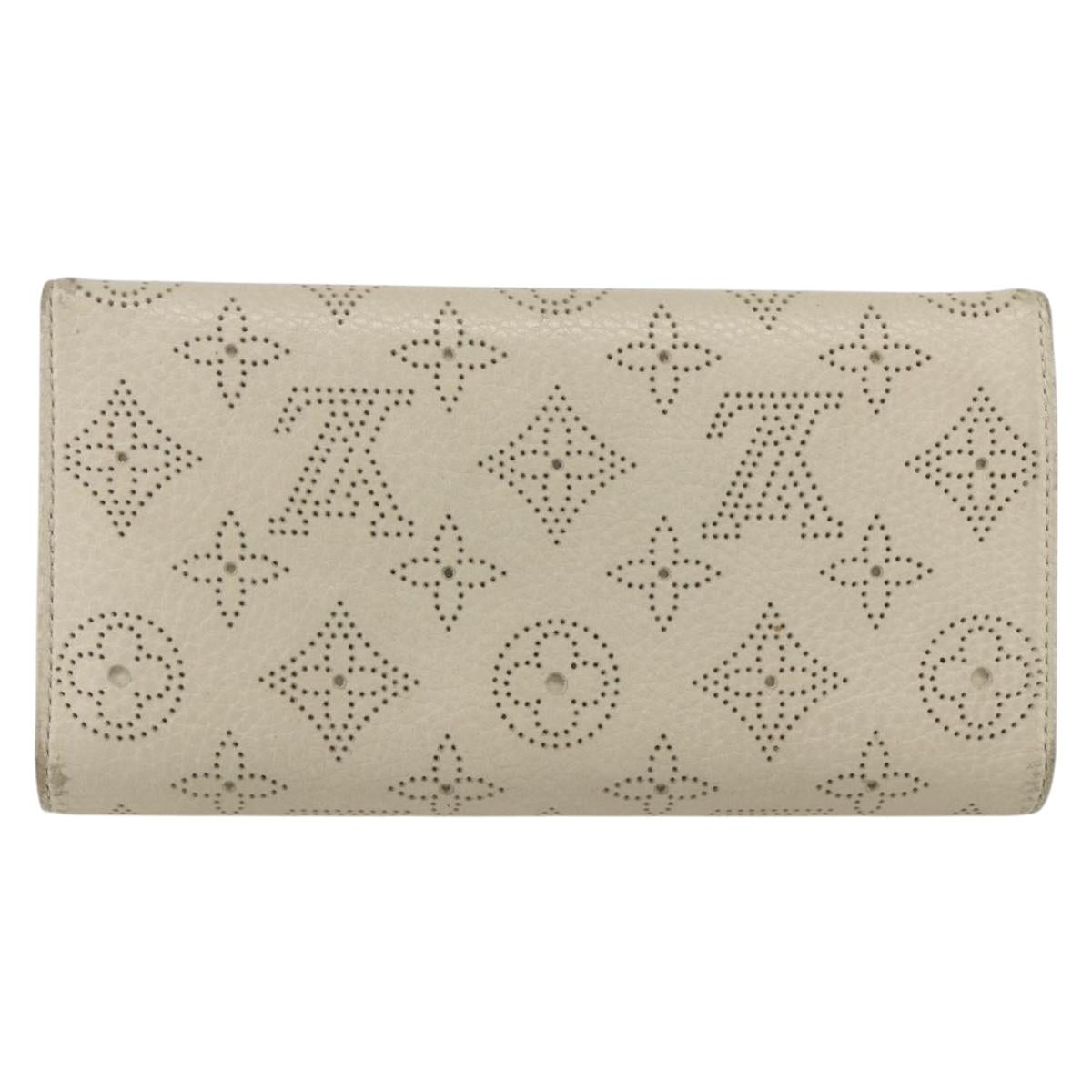 LOUIS VUITTON Monogram Mahina Portefeuille Amelia Wallet M58131 LV Auth BA7950