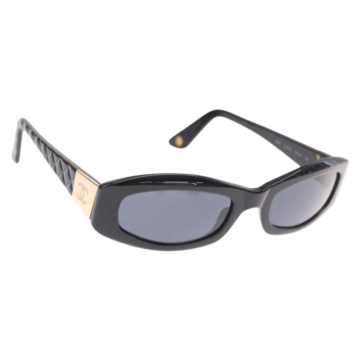 CHANEL Sunglasses plastic Black CC Auth BA8099