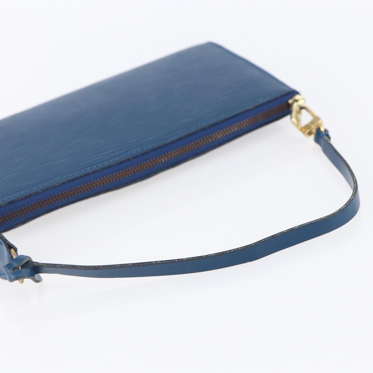 LOUIS VUITTON Epi Pochette Accessoires Pouch Blue M52985 LV Auth BA8155