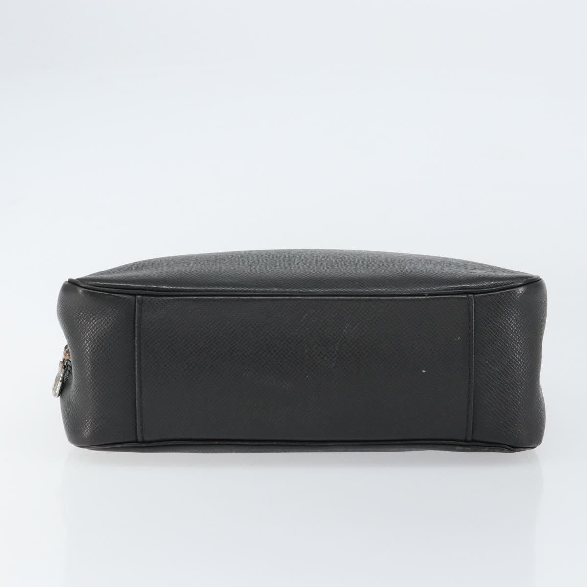 LOUIS VUITTON Taiga Trousse Toilette GM Clutch Bag Ardoise M30212 LV Auth BA8169