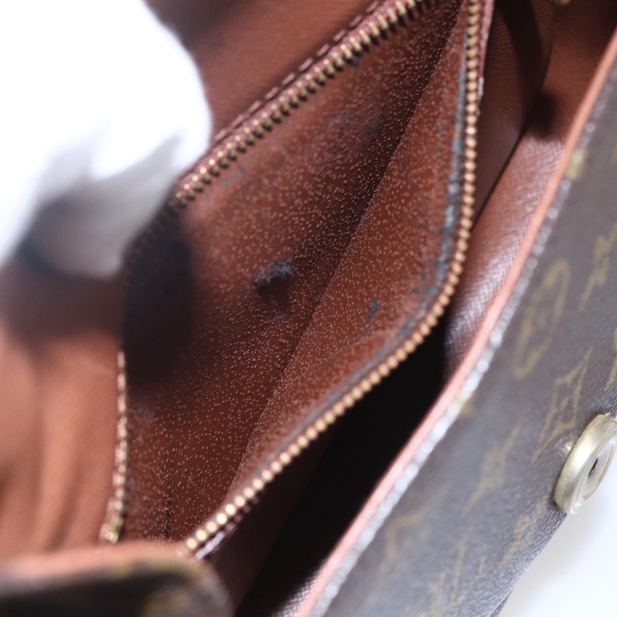 LOUIS VUITTON Monogram Saint Cloud MM Shoulder Bag M51243 LV Auth BA8279