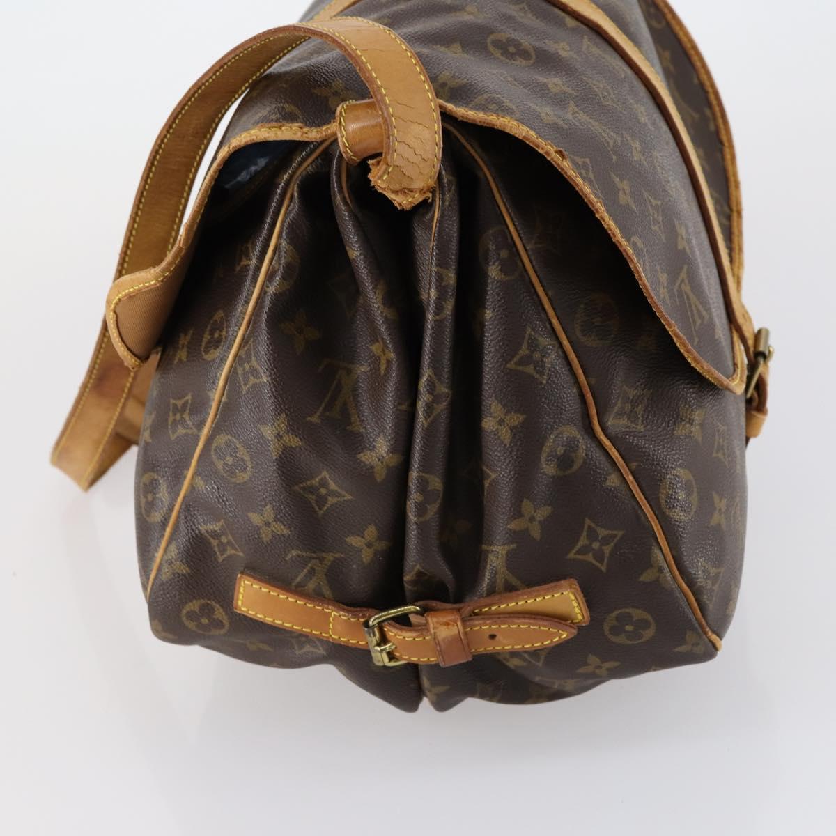 LOUIS VUITTON Monogram Saumur 35 Shoulder Bag M42254 LV Auth BA8314
