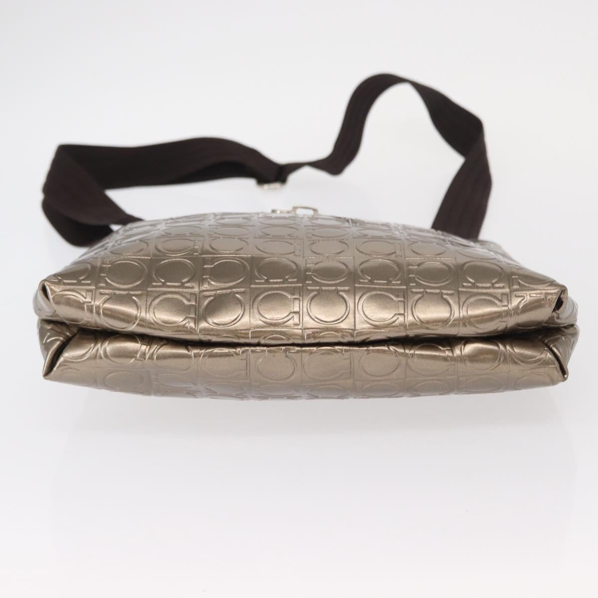 Salvatore Ferragamo Gancini Shoulder Bag Enamel Gold Auth BA8494