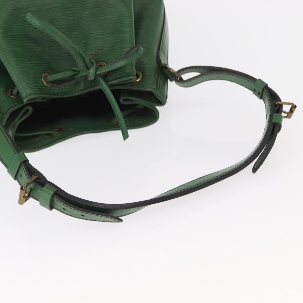 LOUIS VUITTON Epi Noe Shoulder Bag Green M44004 LV Auth BA8588
