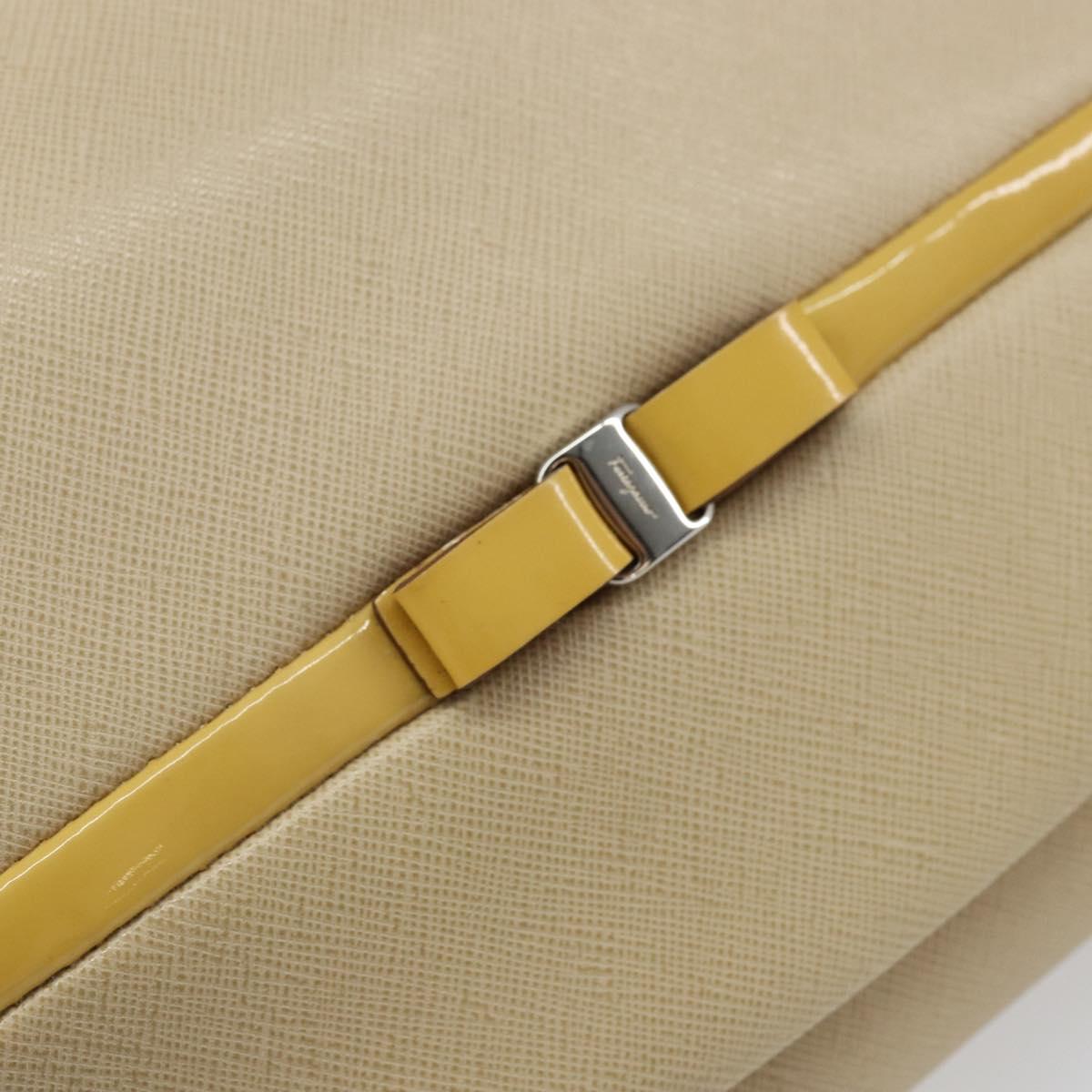 Salvatore Ferragamo Vala Chain Shoulder Bag Leather Beige Silver Auth BA8967