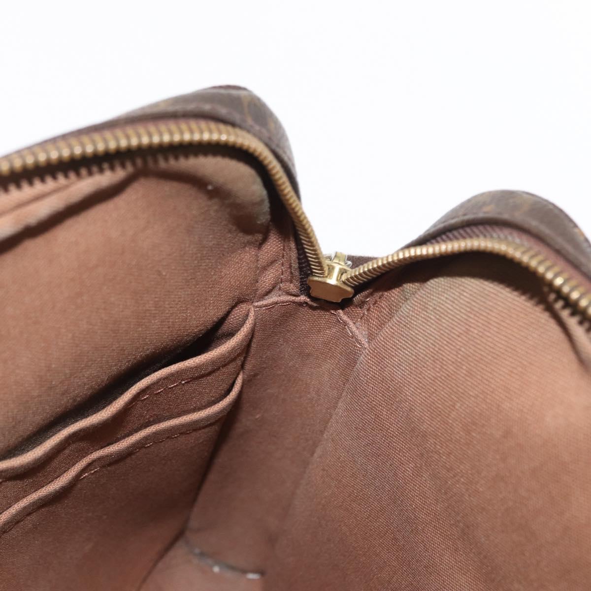 LOUIS VUITTON Monogram Shoulder Bag LV Auth BA9154
