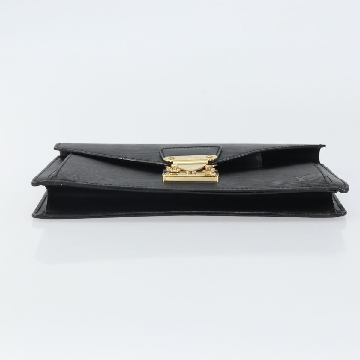 LOUIS VUITTON Epi Serie Dragonne Clutch Bag Black Noir M52612 LV Auth BA9336