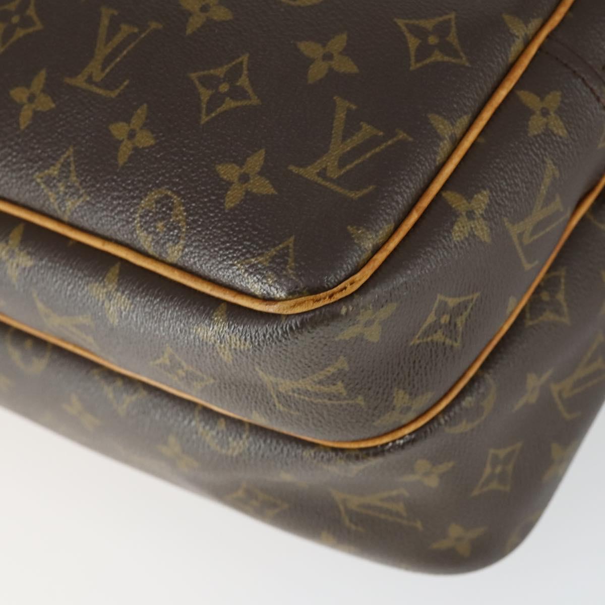 LOUIS VUITTON Monogram Reporter GM Shoulder Bag M45252 LV Auth BA9575