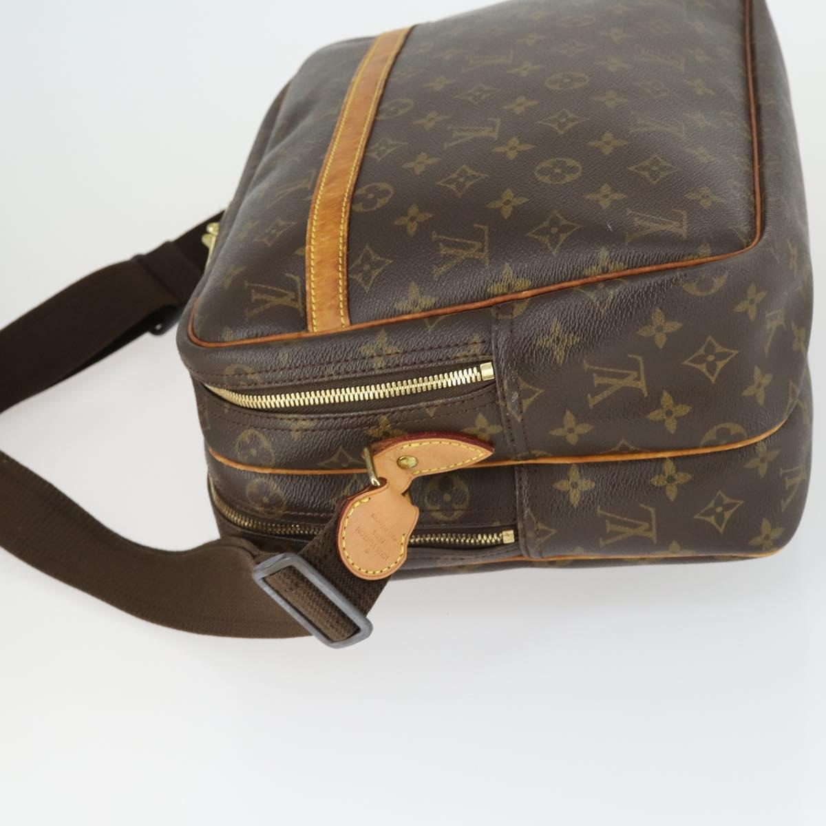 LOUIS VUITTON Monogram Reporter GM Shoulder Bag M45252 LV Auth BA9575