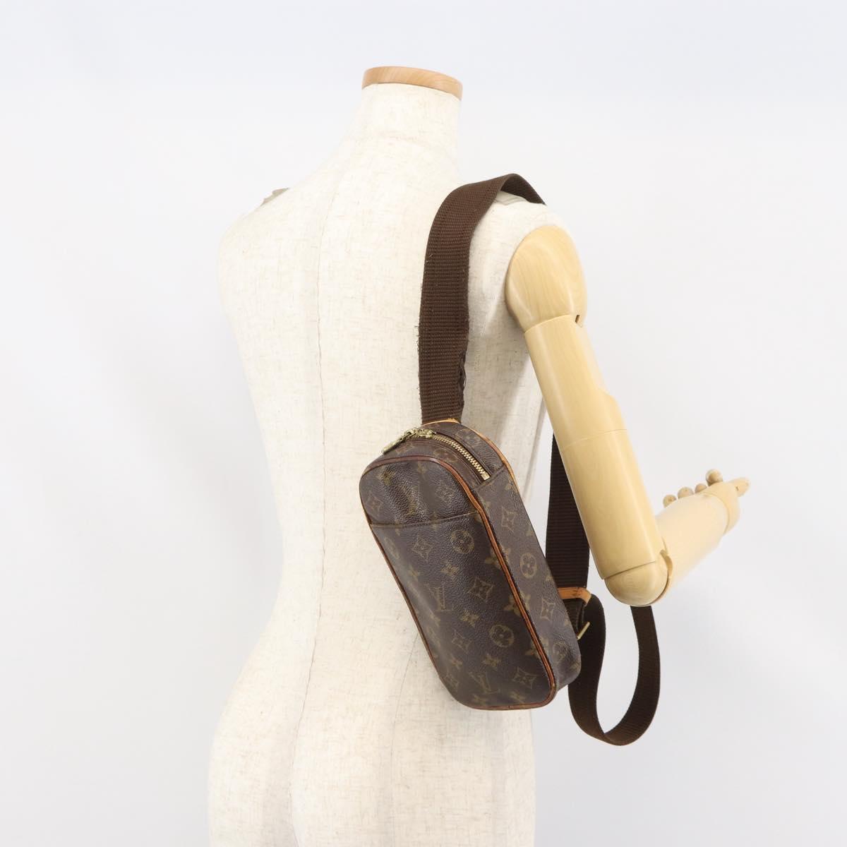 LOUIS VUITTON Monogram Pochette Gange Shoulder Bag M51870 LV Auth BA9769