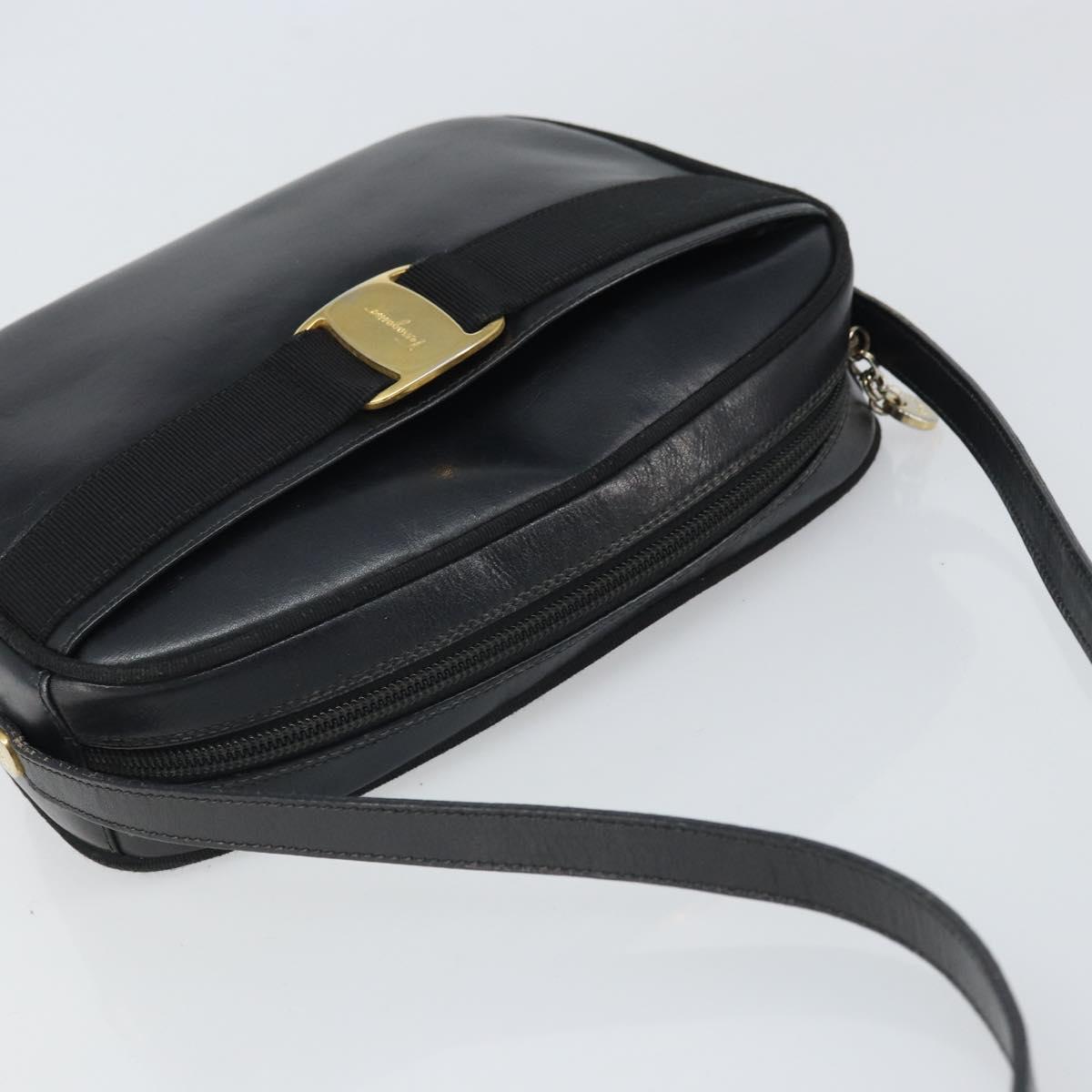 Salvatore Ferragamo Shoulder Bag Leather Black Gold Auth BA9913