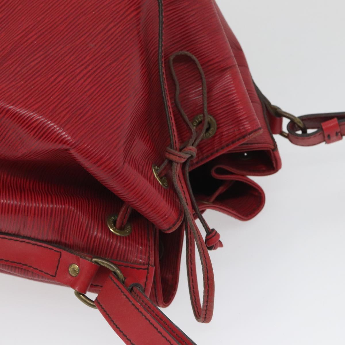 LOUIS VUITTON Epi Petit Noe Shoulder Bag Red M44107 LV Auth BA997