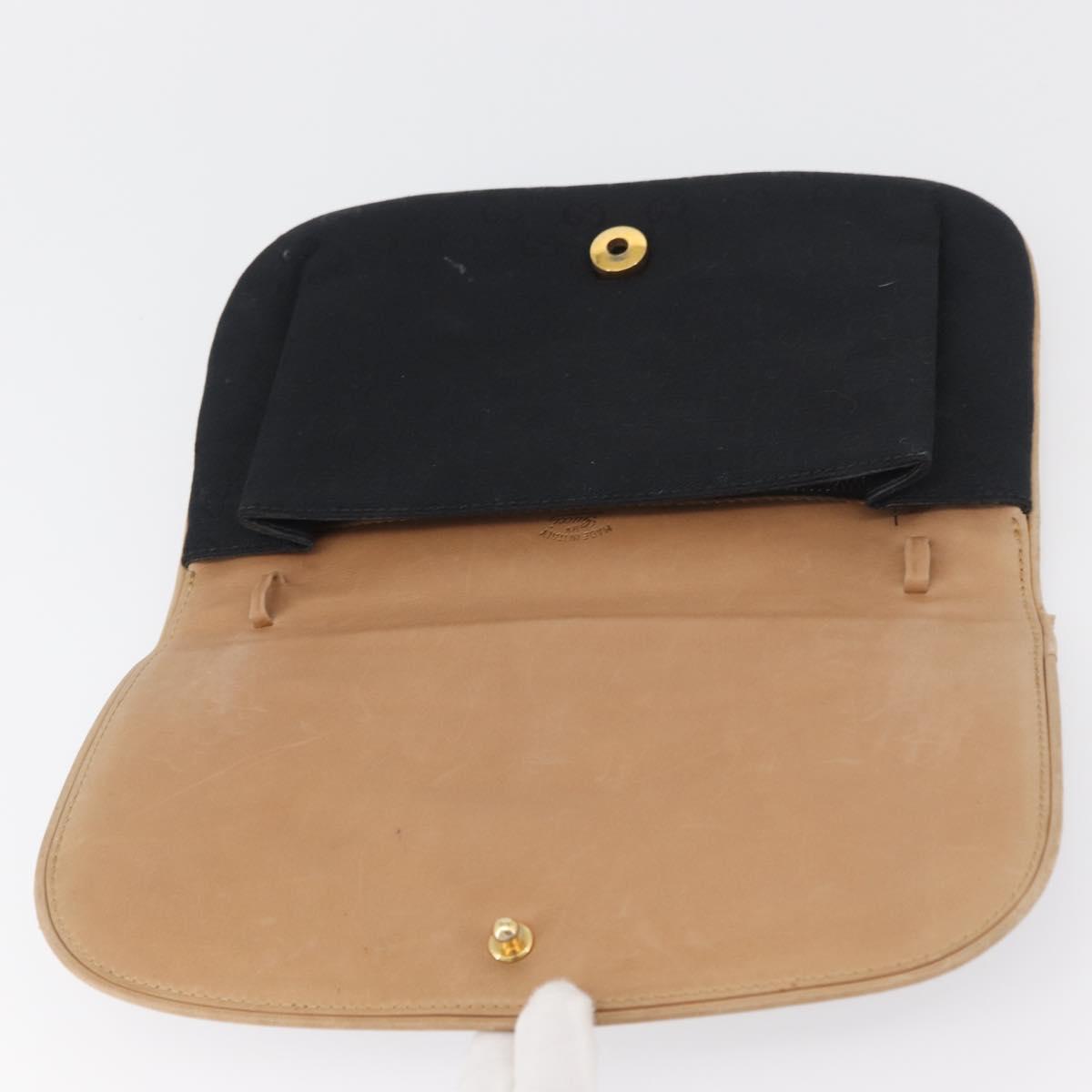 GUCCI GG Canvas Shoulder Bag Black Gold Auth BAZ042