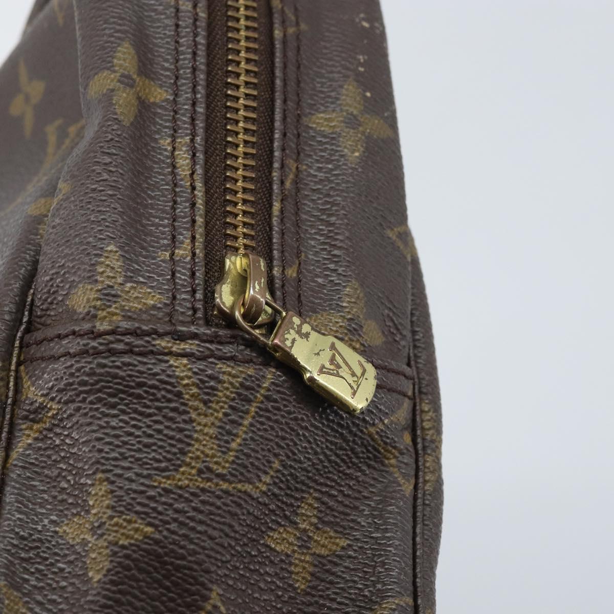 LOUIS VUITTON Monogram Trousse Toilette 28 Clutch Bag M47522 LV Auth BAZ228