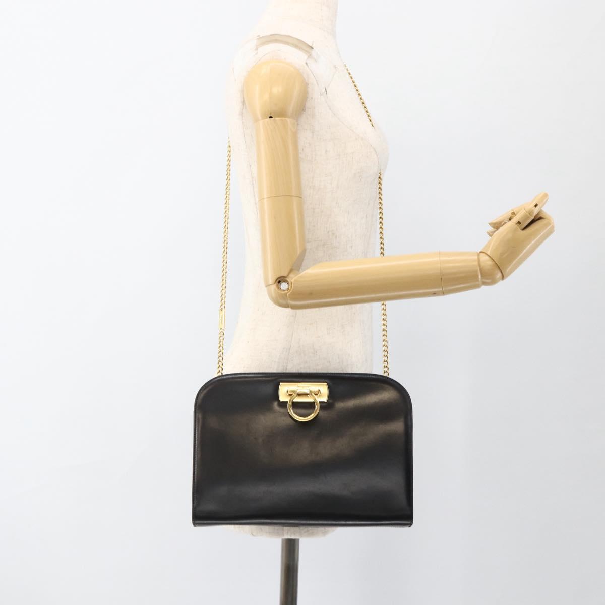 Salvatore Ferragamo Gancini Chain Shoulder Bag Leather Black Gold Auth BAZ418