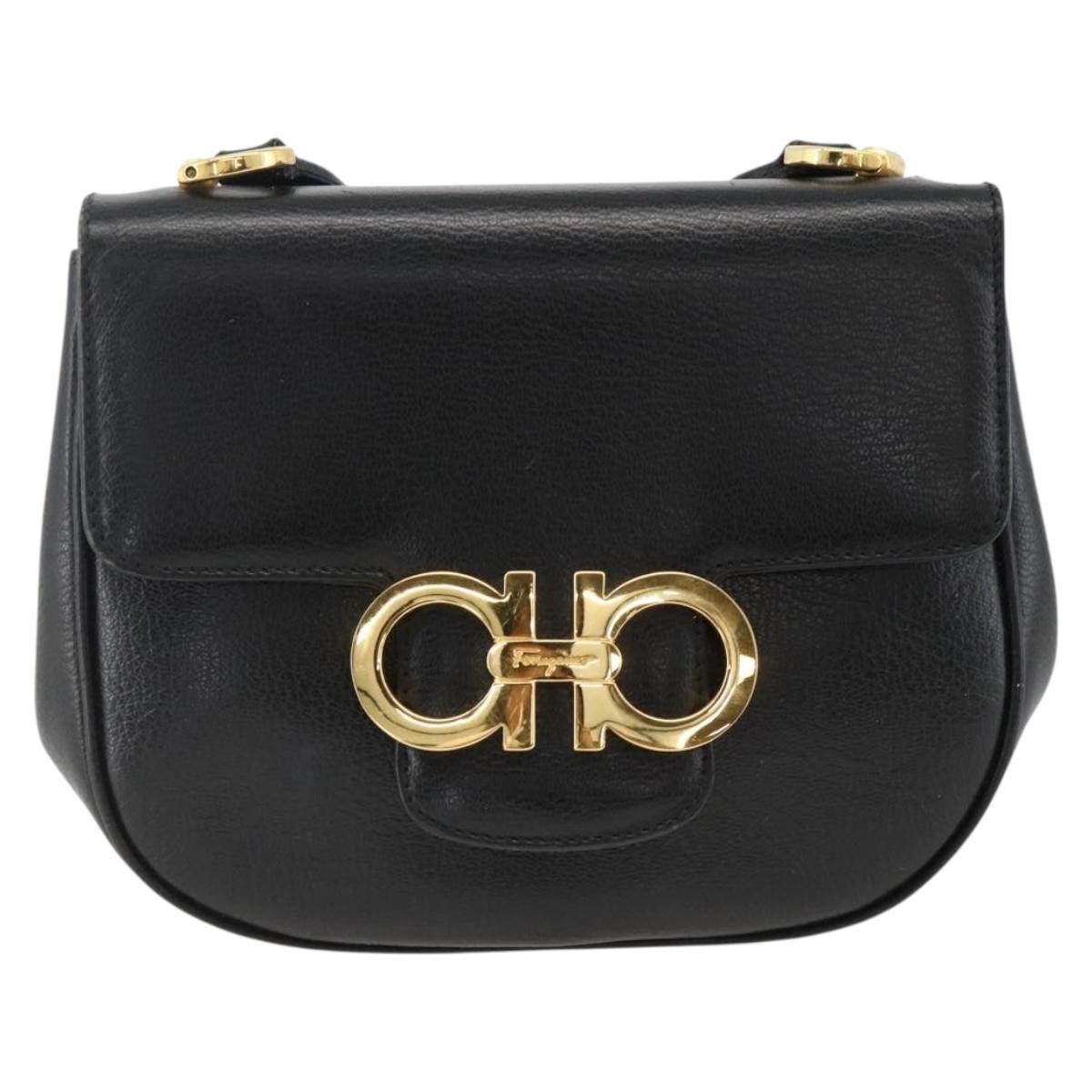Salvatore Ferragamo Gancini Shoulder Bag Leather Black Gold Auth BAZ601A
