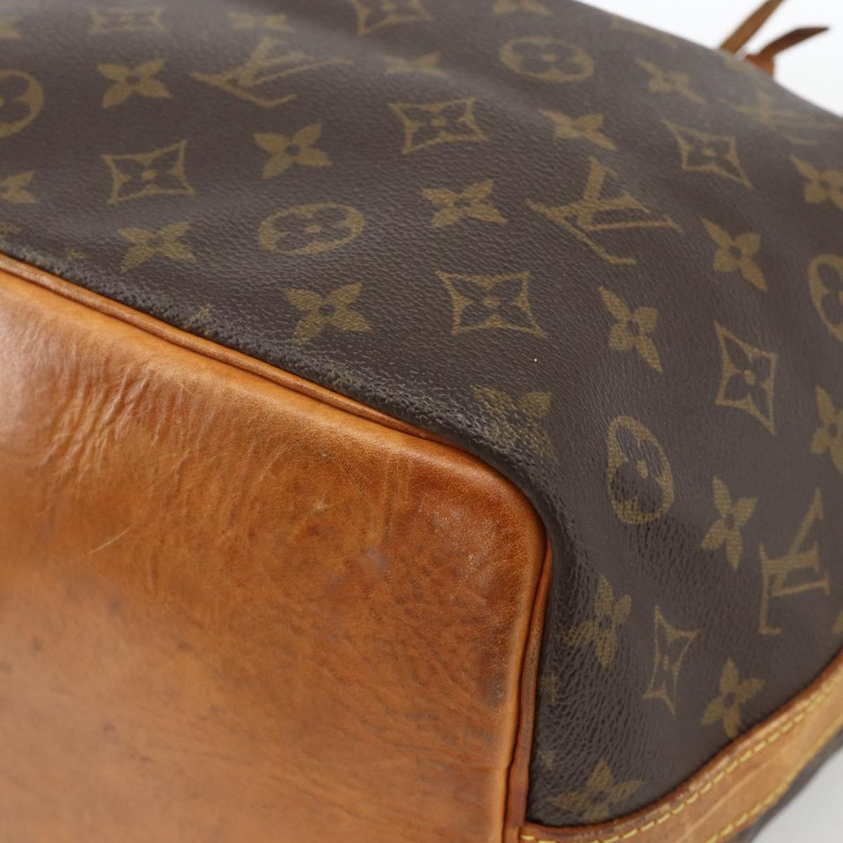 LOUIS VUITTON Monogram Petit Noe Shoulder Bag M42226 LV Auth BAZ680A