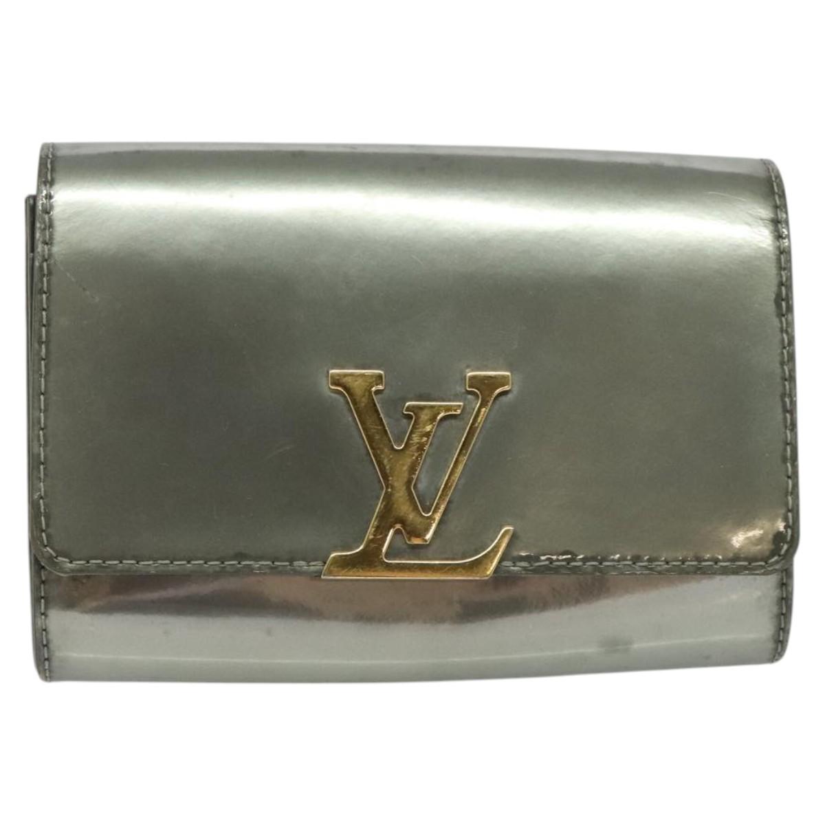 LOUIS VUITTON Vernis Pochette Louise PM Clutch Bag Silver LV Auth BD1178A