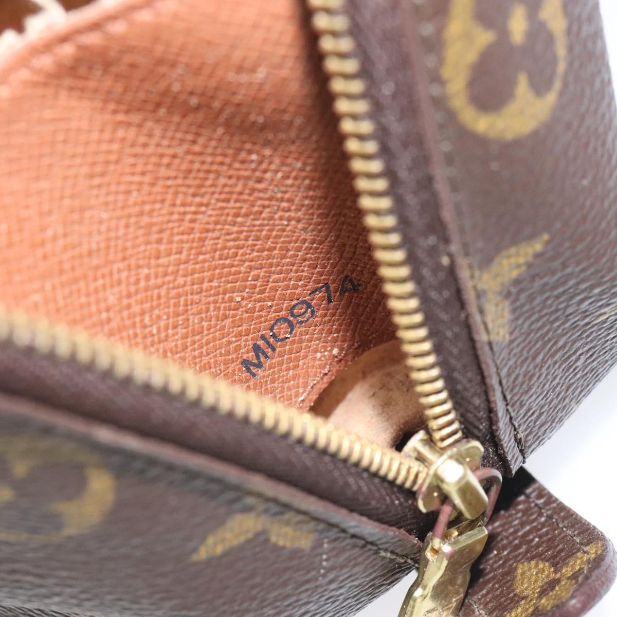 LOUIS VUITTON Monogram Trousse Demi Ronde Cosmetic Pouch M47520 LV Auth BD1391