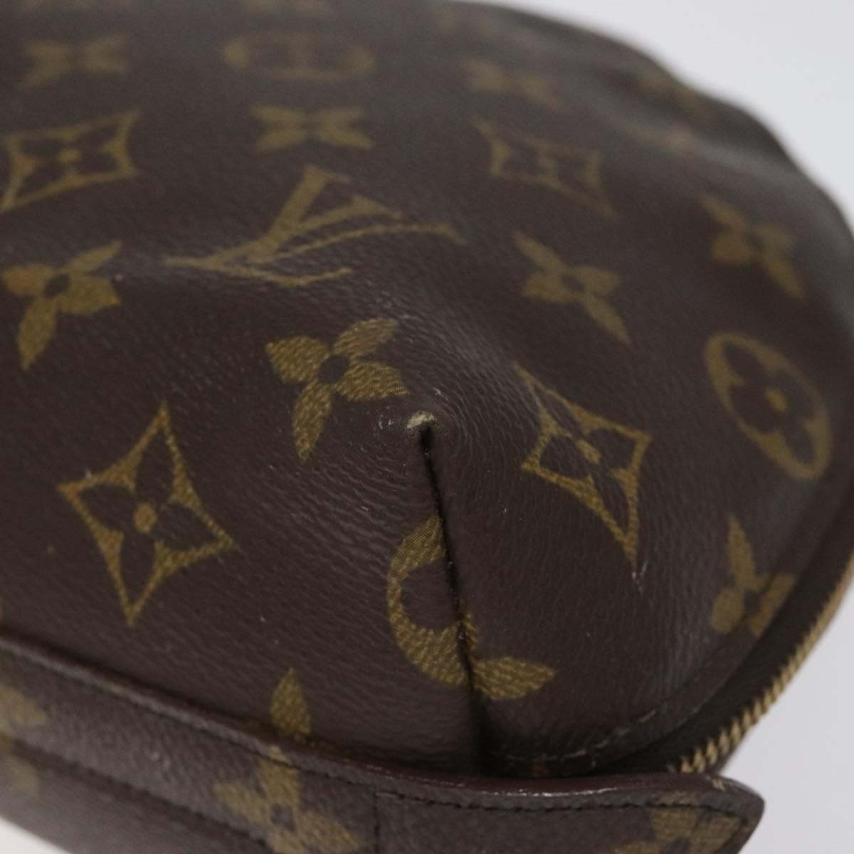 LOUIS VUITTON Monogram Trousse Demi Ronde Cosmetic Pouch M47520 LV Auth BD1391