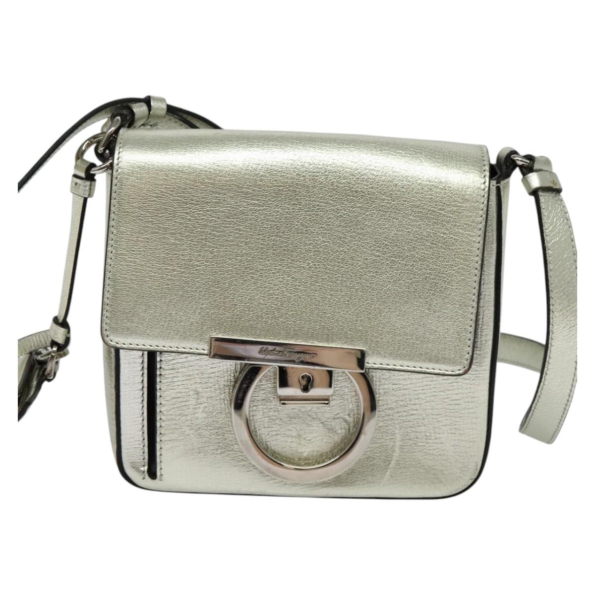 Salvatore Ferragamo Gancini Bag Leather Champagne Gold Silver Auth BD2119