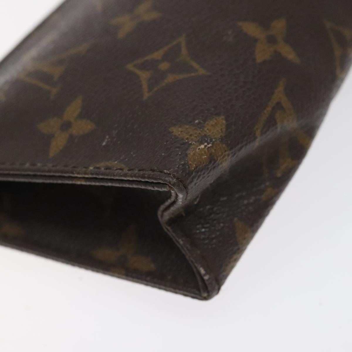 LOUIS VUITTON Monogram Poche Toilette 15 Pouch M47546 LV Auth BD2274