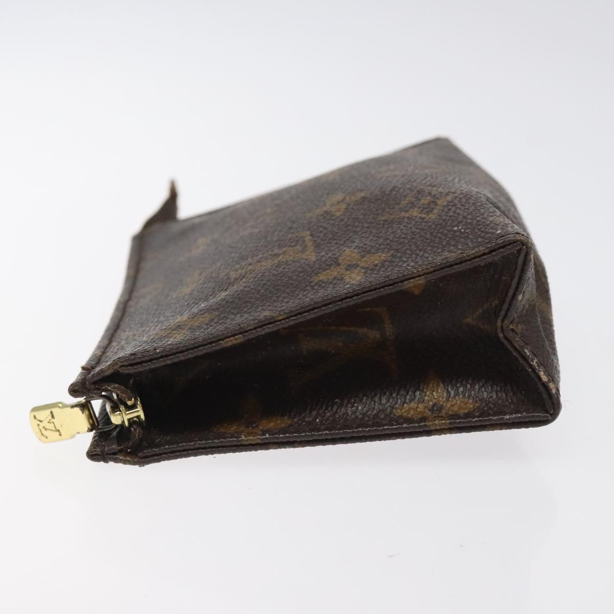 LOUIS VUITTON Monogram Poche Toilette 15 Pouch M47546 LV Auth BD2274