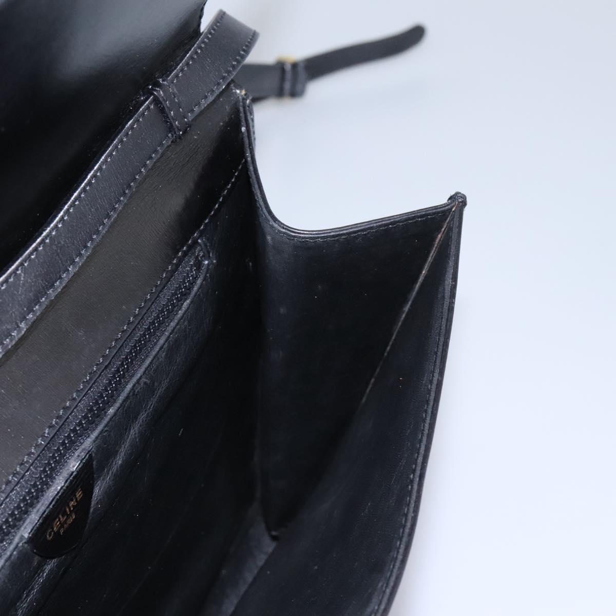 CELINE Circle Shoulder Bag Leather Black Gold Auth BD909