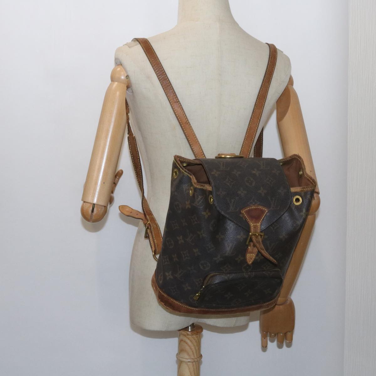 LOUIS VUITTON Monogram Montsouris MM Backpack M51136 LV Auth bs10284