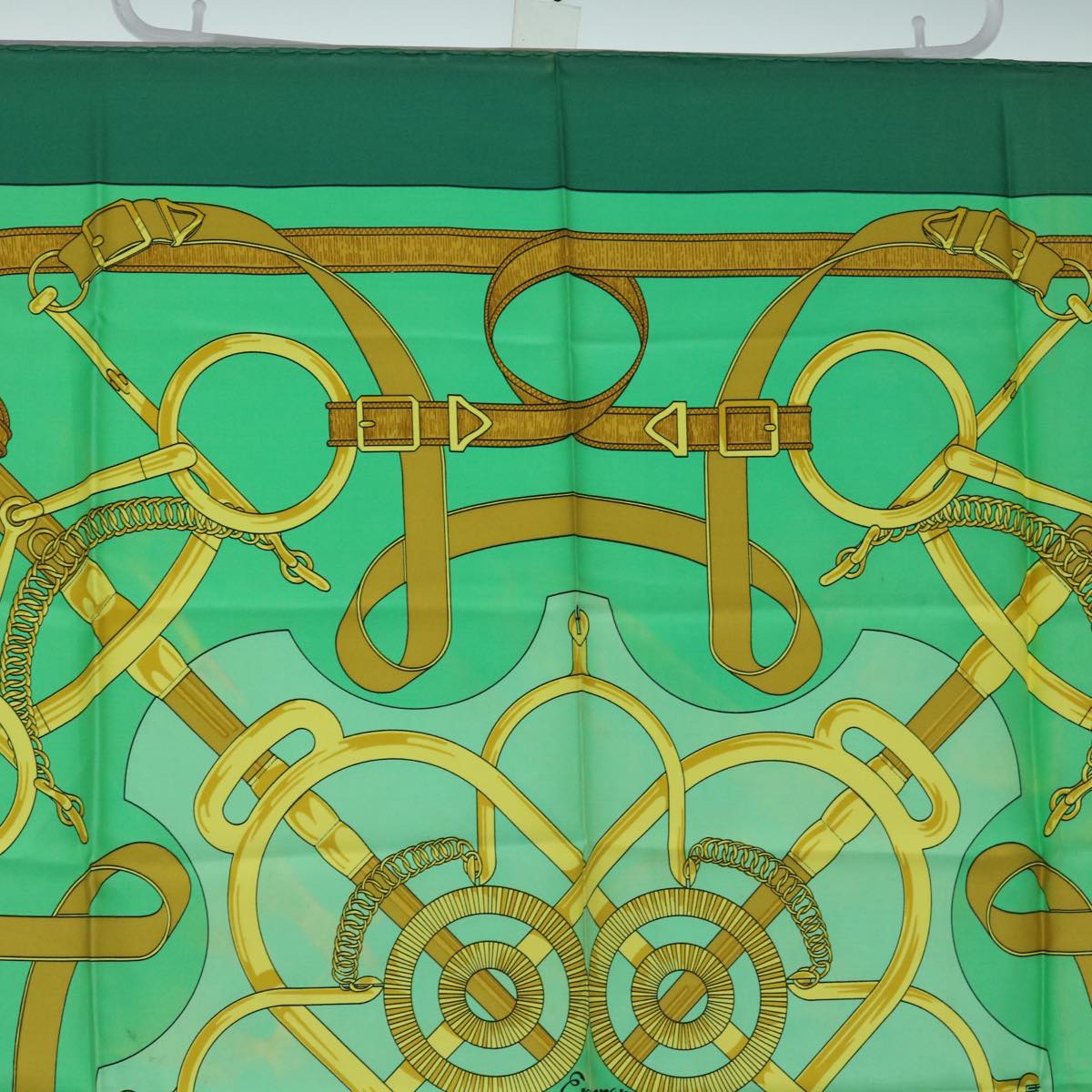 HERMES Carre 90 Eperon d'or Scarf Silk Green Auth bs10407