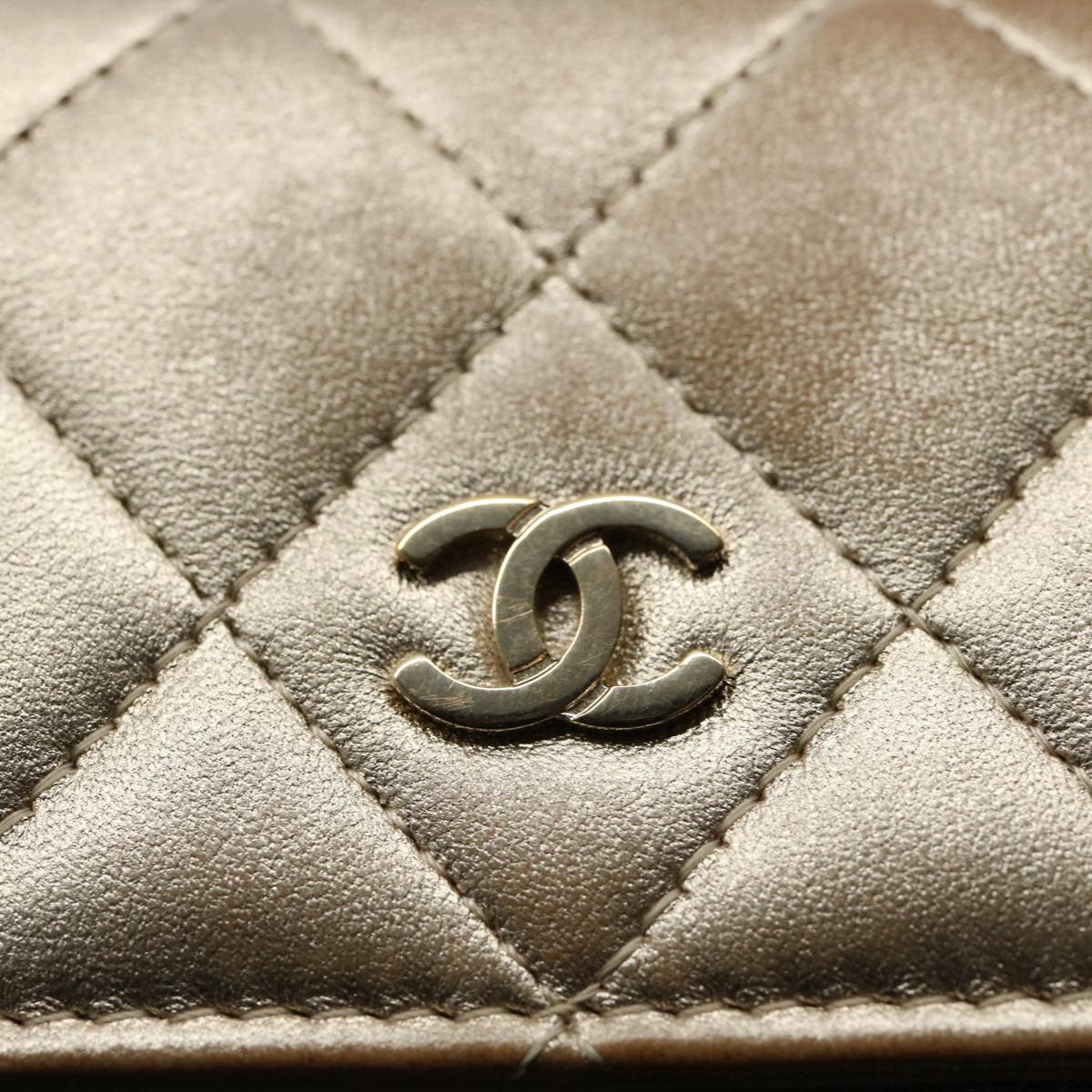 CHANEL Long Wallet Lamb Skin Gold Tone CC Auth bs10438