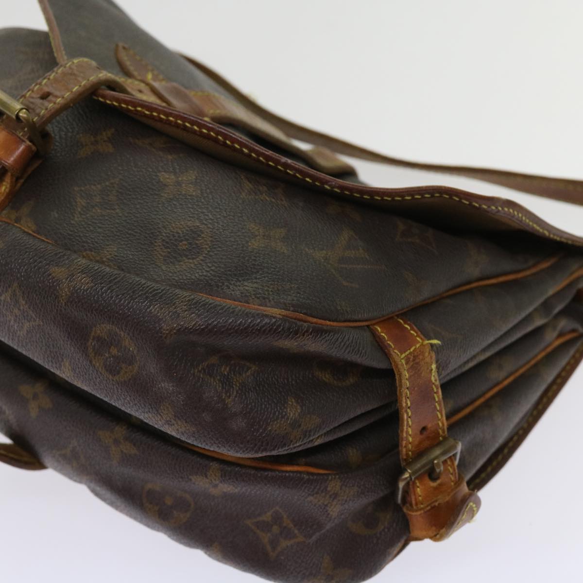 LOUIS VUITTON Monogram Saumur 30 Shoulder Bag M42256 LV Auth bs10582