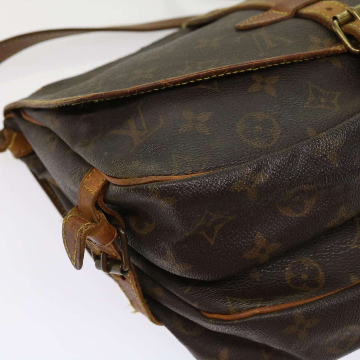 LOUIS VUITTON Monogram Saumur 30 Shoulder Bag M42256 LV Auth bs10582