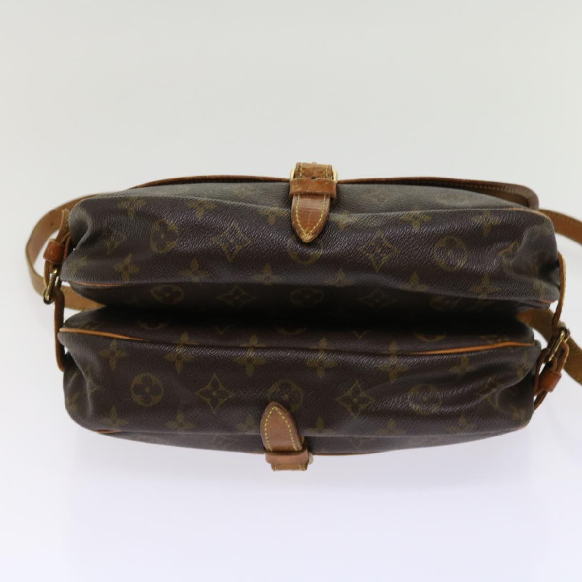 LOUIS VUITTON Monogram Saumur 30 Shoulder Bag M42256 LV Auth bs10650